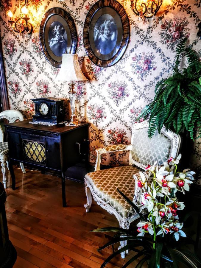 J.a Moisan Bed & Breakfast 4*
