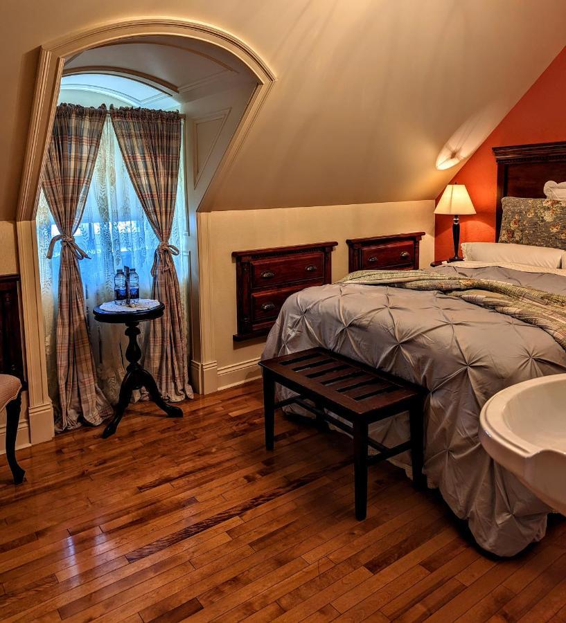 J.a Moisan Quebec City